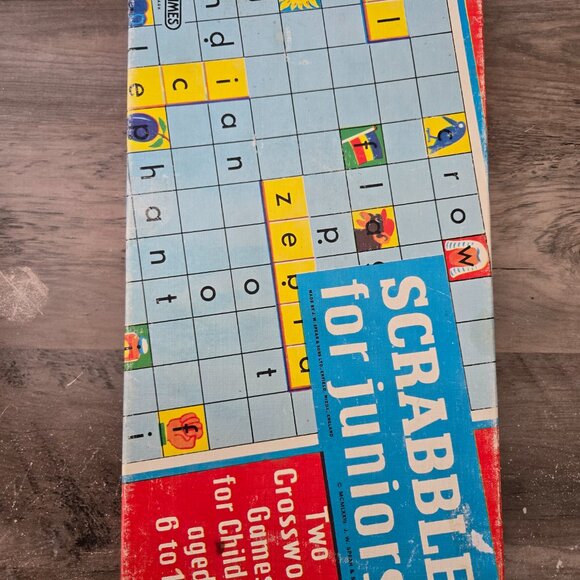 3/$55 🫶 Vintage 1960s Password Board Game – Complete with All Pieces - Picture 6 of 6